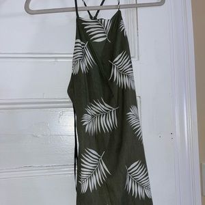 Forever 21 floral print mini dress. Open back. Size small